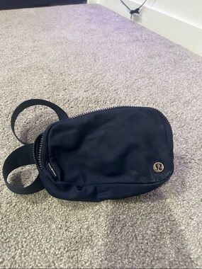 lululemon Navy Blue Compact Belt Bag
